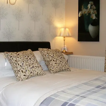 Birchleigh Konukevi 4*