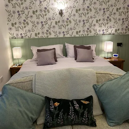 Birchleigh Гостевой дом 4*