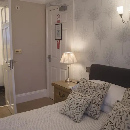 Birchleigh 4*